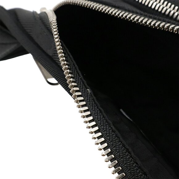 GUCCI Black Leather Fanny Pack - Picture 8 of 10